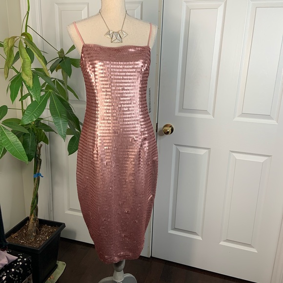 Forever New/EverNew Melbourne Sequin Sheath Pink Dress, New Years, Party Dress! - Picture 2 of 7